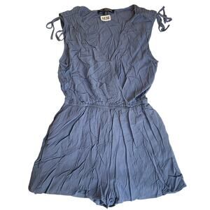 One Clothing Los Angeles Women Shorts Romper size S Blue Sleeveless V-neck Rayon